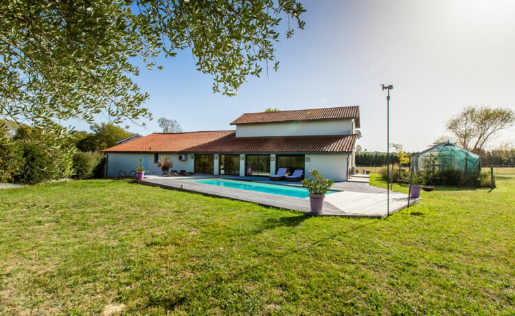Maison rénovée à la campagne 1