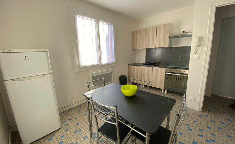 Immeuble en centre-ville d'Aire Sur L Adour 4