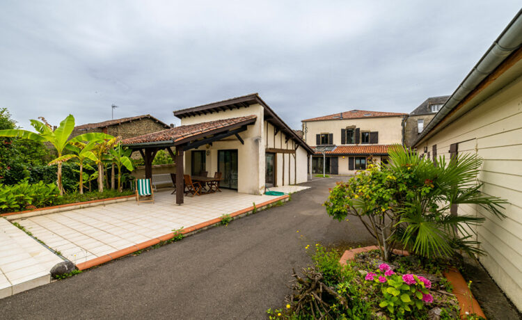 Villa au coeur d'un quartier historique 1