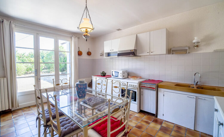 Maison au calme avec dépendances