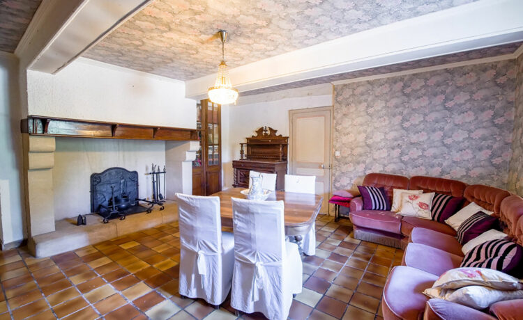 Maison au calme avec dépendances