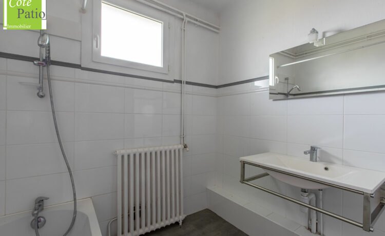 Appartement Aire Sur L Adour 3 pièce(s) 85.72 m2