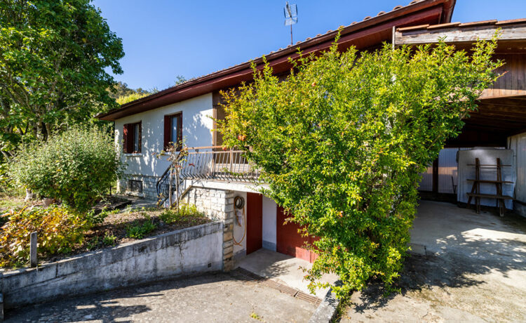 Maison proche des commerces et services 1