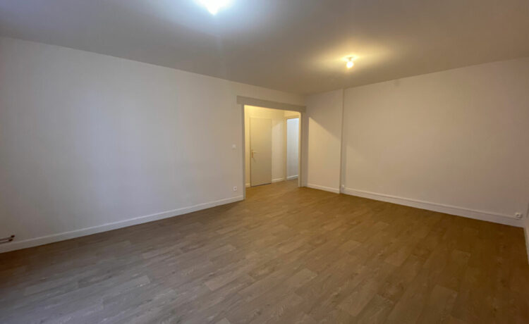 Appartement Aire Sur L Adour 4 pièce(s) 80 m2 1