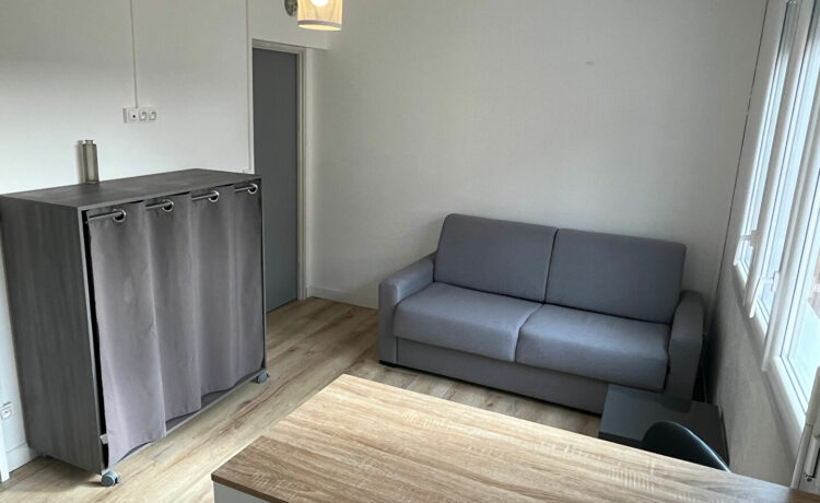 Appartement Aire Sur L Adour 1 pièce(s) 19.52 m2 1