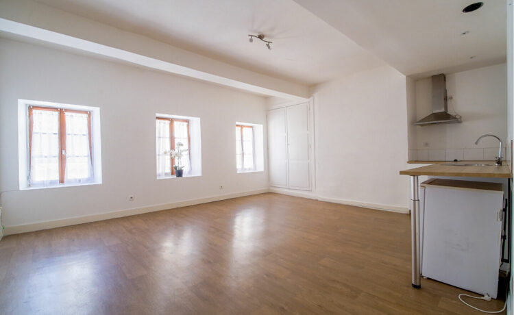 Appartement Aire Sur L Adour 2 pièce(s) 58 m2 2