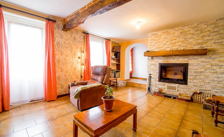 Maison 5 pièce(s) 143.76 m2 2