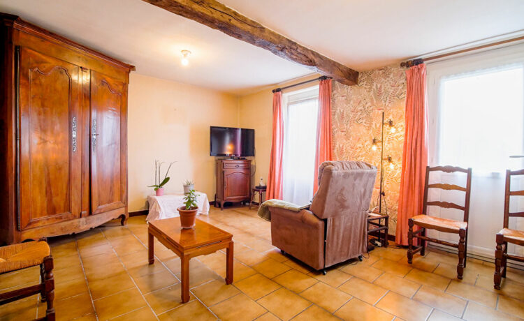 Maison 5 pièce(s) 143.76 m2 3