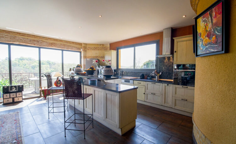 Maison T5 avec piscine et vue Pyrénées 4