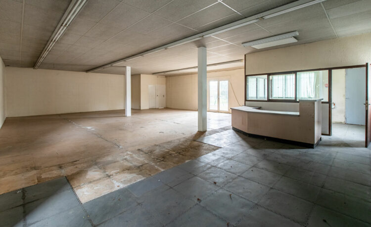 Local commercial + entrepôt 3