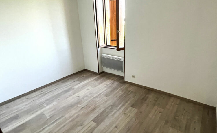 Maison Latrille 3 pièce(s) 93.55 m2
