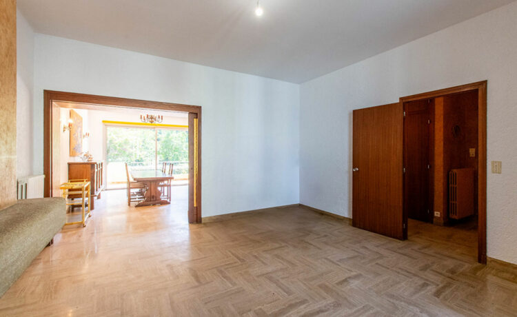 MAISON DE CHARME AVEC JARDIN ET GARAGE 3