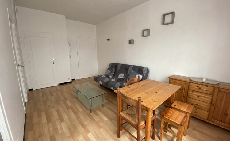 2 pièces 29.51 m² T1BIS MEUBLE 2