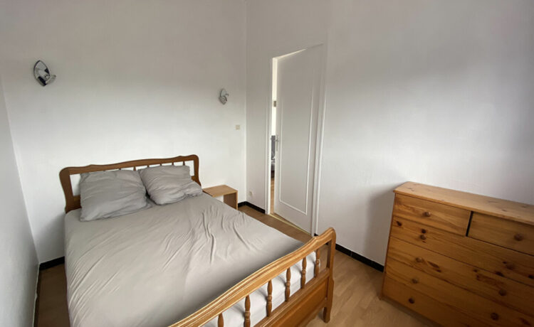 2 pièces 29.51 m² T1BIS MEUBLE 4